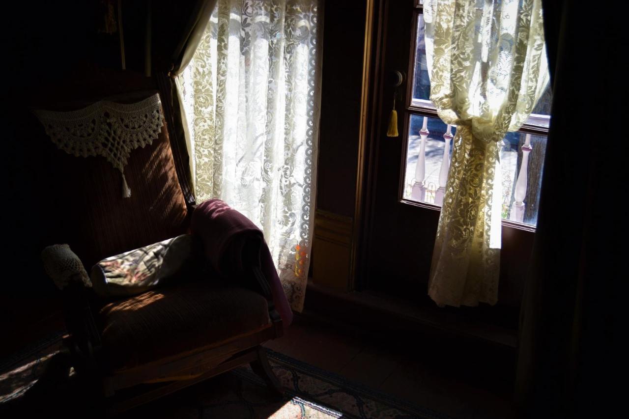 Carleton House Bed And Breakfast Bonham ภายนอก รูปภาพ