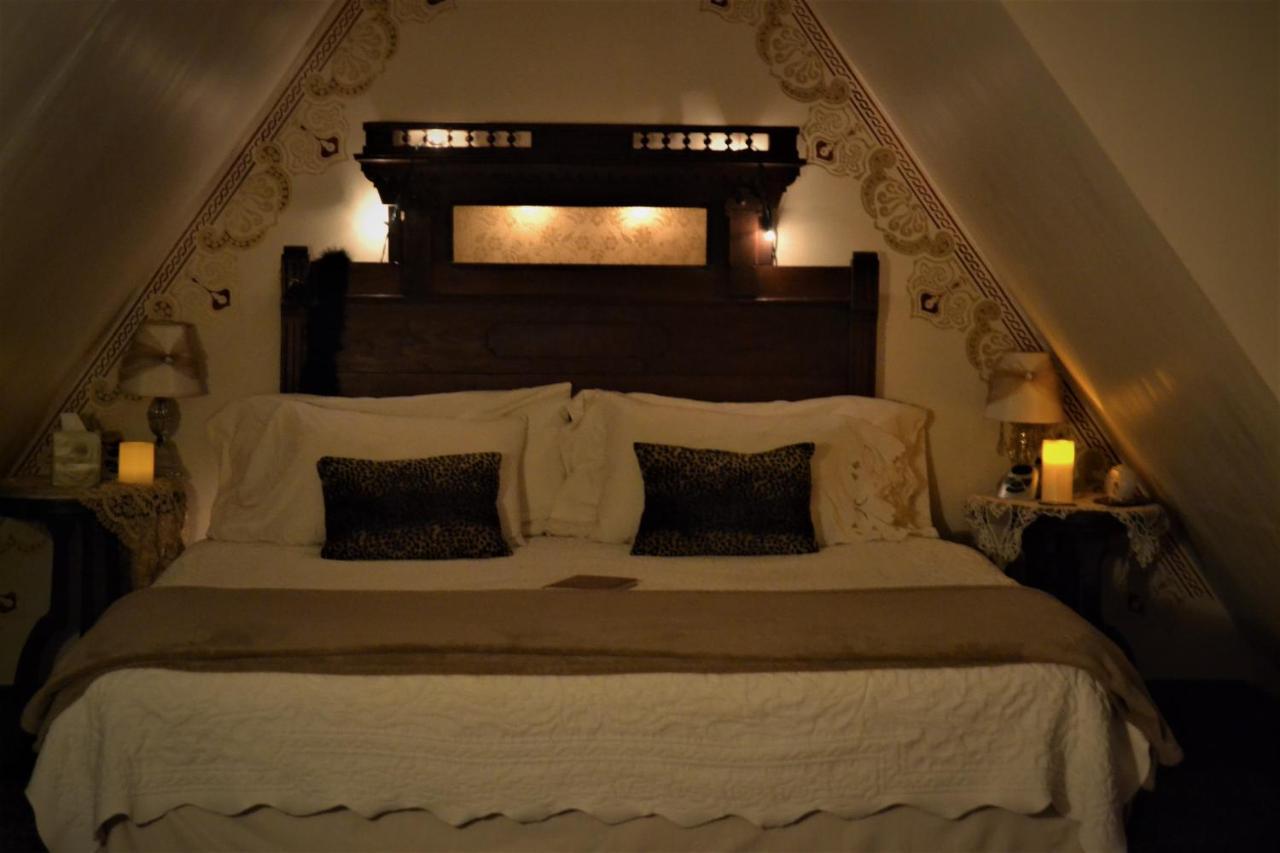 Carleton House Bed And Breakfast Bonham ภายนอก รูปภาพ